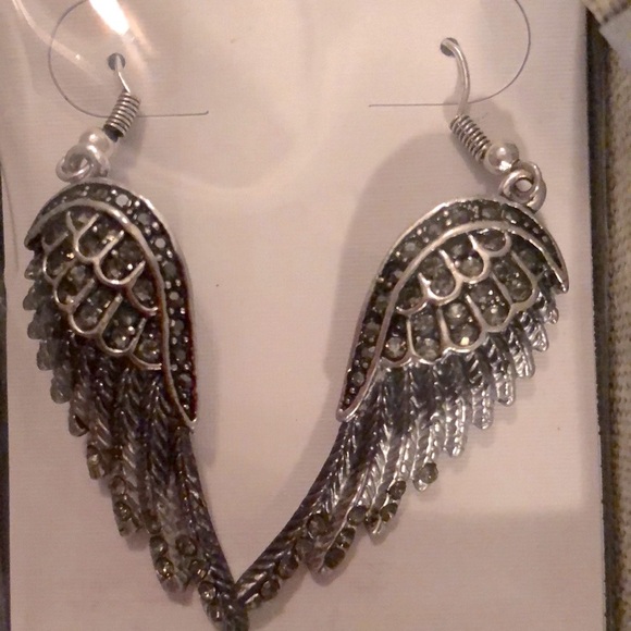 NWOT WING Earings - Picture 2 of 4
